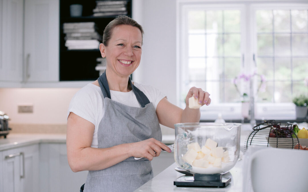 Important questions to ask your wedding cake designer