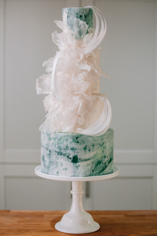 4 tier marbled wedding cake with wafer paper shards | Louise Hayes Cake Design