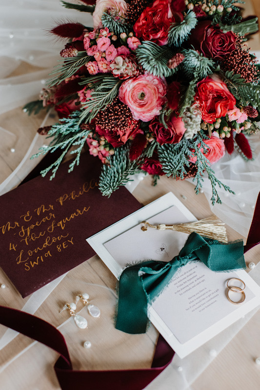 Cosy glam Surrey winter wedding | Melissa Megan Photography | Louise Hayes Cake Design