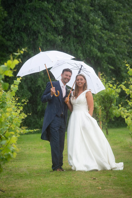 Elegant and blush Spring wedding at the Pear tree, Purton | Eton Photography | Louise Hayes Cake Design