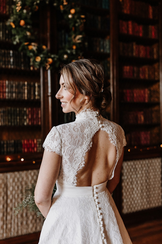 The Elvetham Hotel wedding cake designer | Winter wedding shoot | Melissa Megan Photography