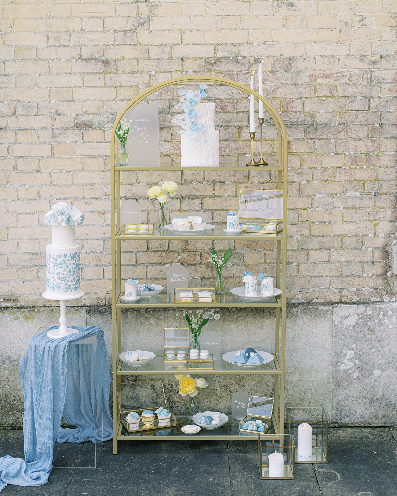 Luxury Somerley House Summer wedding | Lavish dessert table | Jamie Edward Photography | Louise Hayes Cake Design