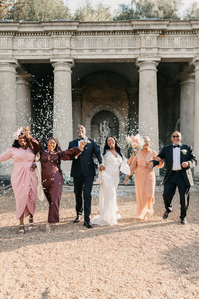 Intimate, micro wedding | Wotton House | Louise Hayes Cake Design