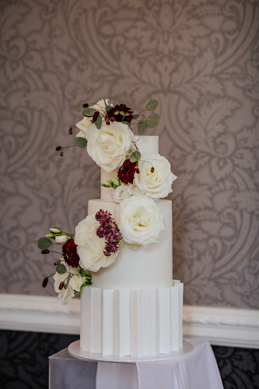 Luxury modern wedding cake | Easthampstead Park Weddings Berkshire | Louise Hayes Cake Design