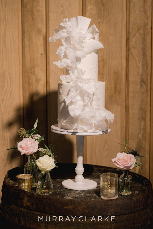 Contemporary, textured white cake | Louise Hayes Cake Design