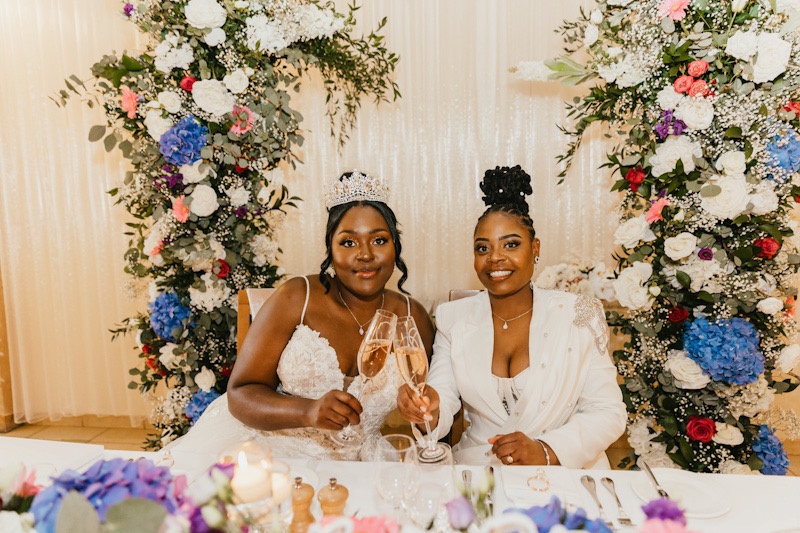 Rivervale Barn wedding Hampshire | Contemporary square wedding cake | Louise Hayes Cake Design