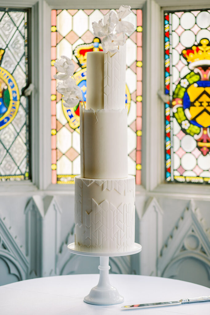 Strawberry Hill London wedding | Contemporary cake design | London wedding cake designer | Louise Hayes Cake Design