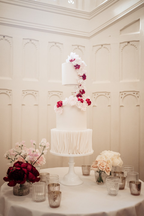 The Elvetham wedding | Contemporary wedding cake design | Hampshire wedding cake designer | Louise Hayes Cake Design