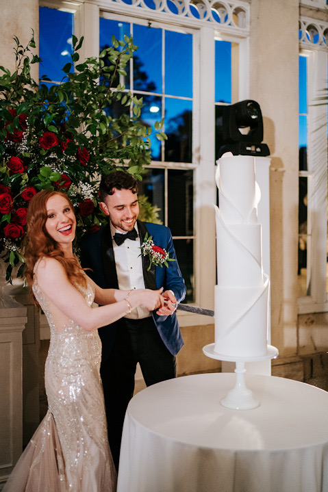 Syon Park wedding | Contemporary white wedding cake | London wedding cake designer | Louise Hayes Cake Design