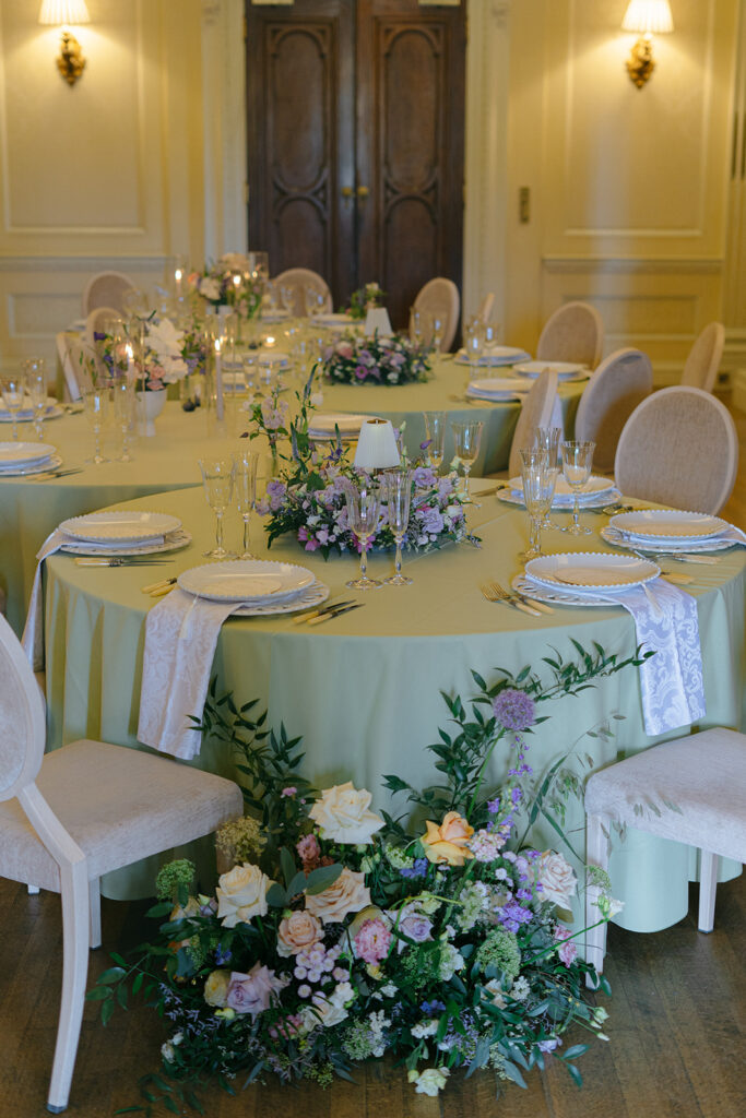 Hedsor House wedding Buckinghamshire | Berkshire wedding cake designer | Louise Hayes Cake Design |