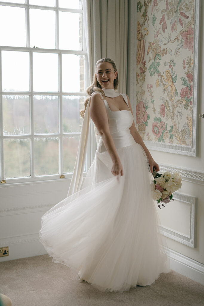 Hedsor House wedding Buckinghamshire | Berkshire wedding cake designer | Louise Hayes Cake Design |