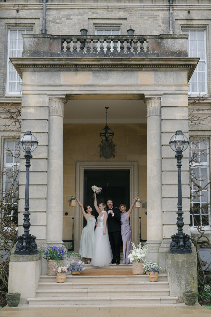 Hedsor House wedding Buckinghamshire | Berkshire wedding cake designer | Louise Hayes Cake Design |